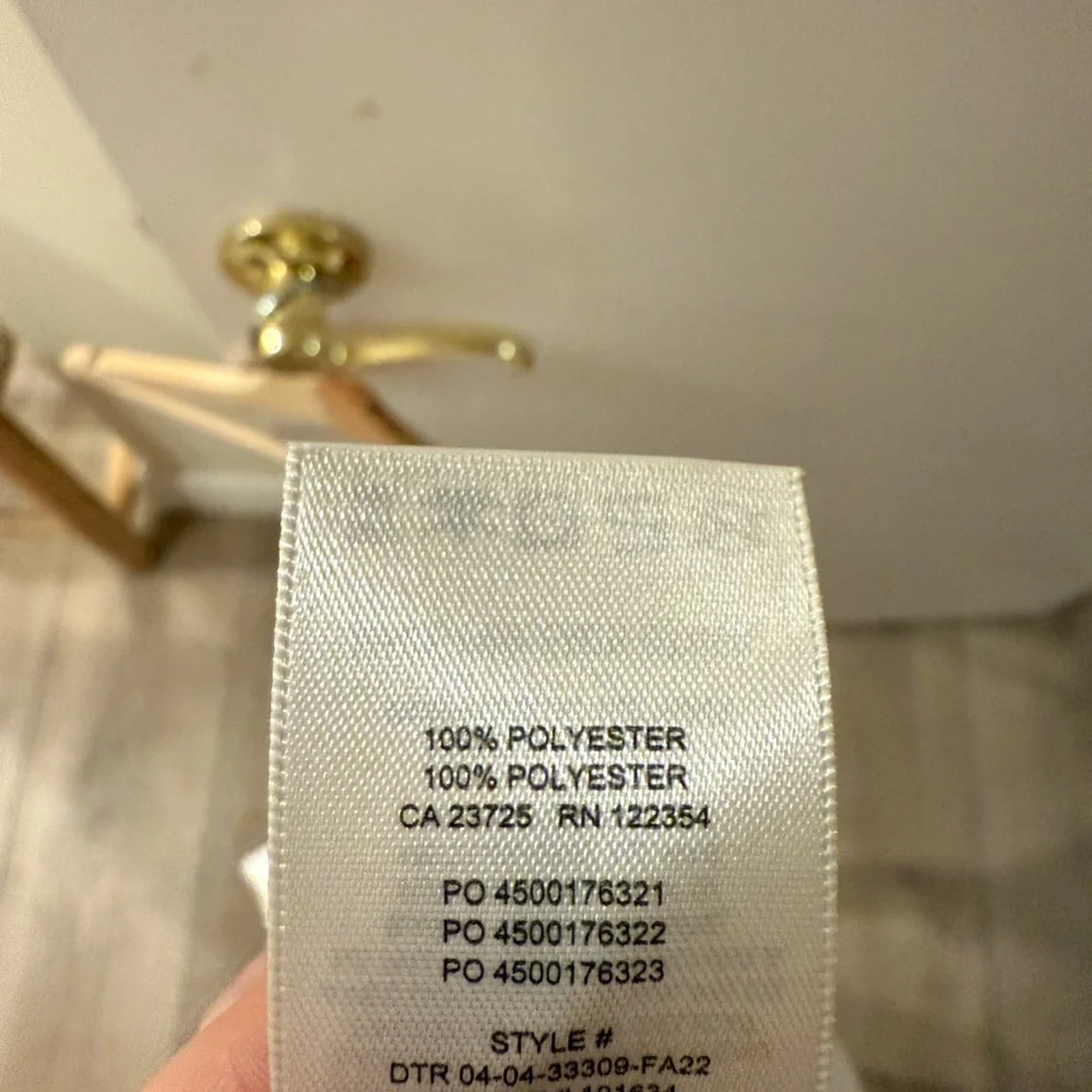 Aritzia Wilfred the Ganna button-Up shacket - Picture 4 of 4